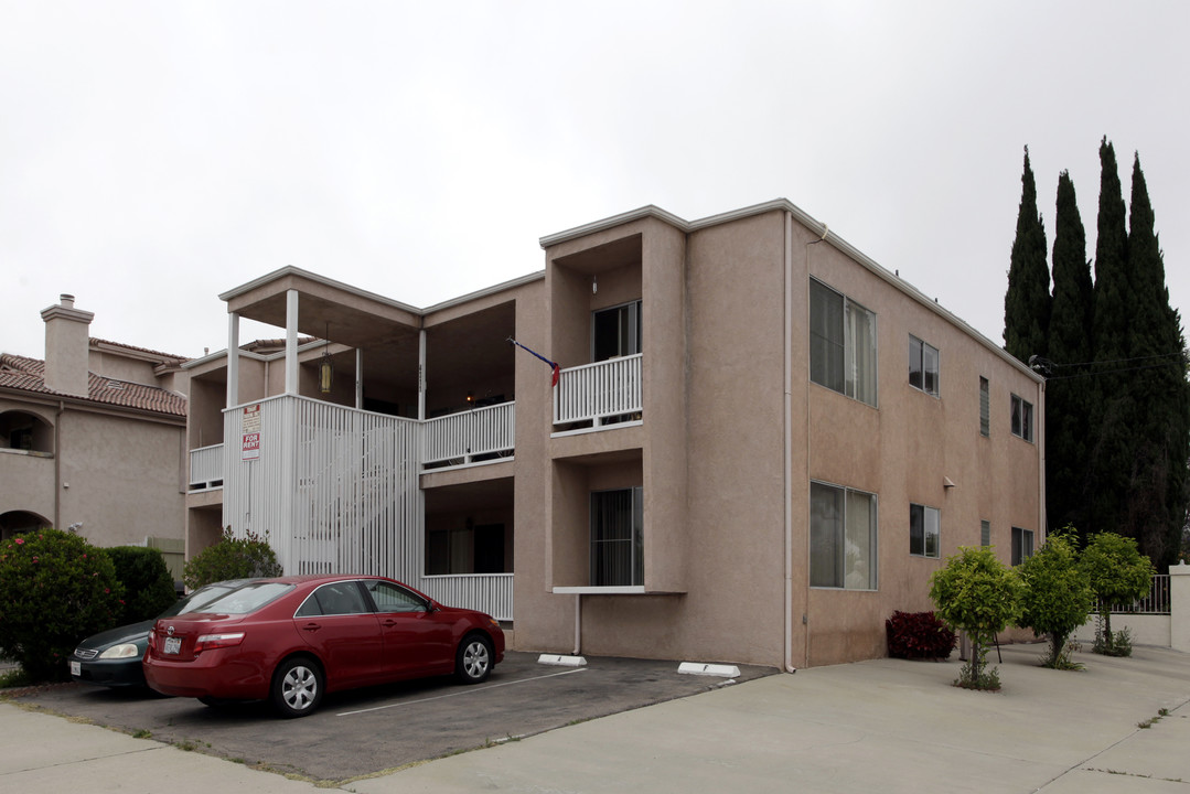 4311 Cleveland Ave in San Diego, CA - Building Photo