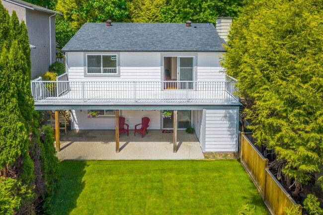 property at 723 Appleyard Ct