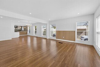 2560 Rogers Ave in Fort Worth, TX - Building Photo - Building Photo