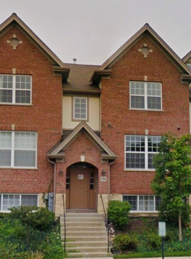 property at 108 Creekbend Ct