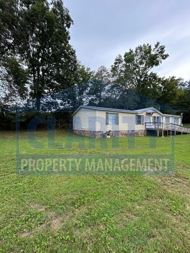 4442 Ladd Springs Rd SE in Old Fort, TN - Building Photo - Building Photo