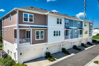 9547 Cavendish Dr in Tampa, FL - Building Photo - Building Photo