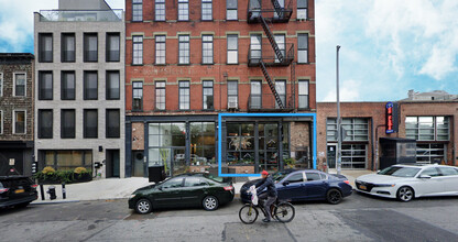 57-59 Grand St in Brooklyn, NY - Building Photo - Building Photo