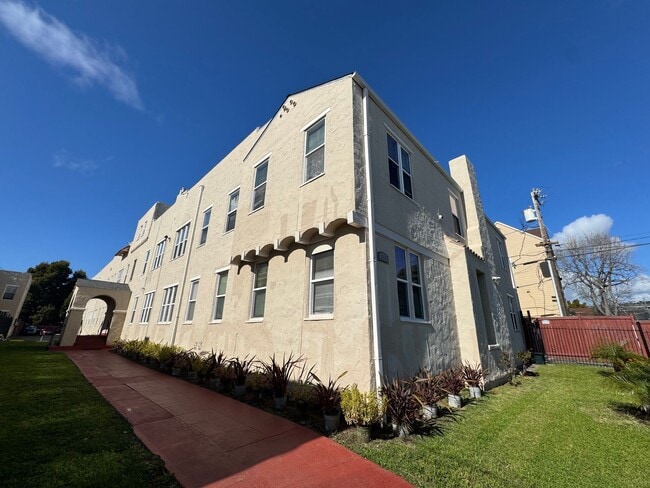 property at 1759 Seminary Ave