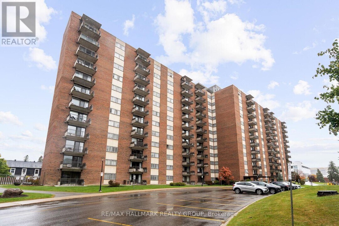 1485 Baseline Rd in Ottawa, ON - Building Photo