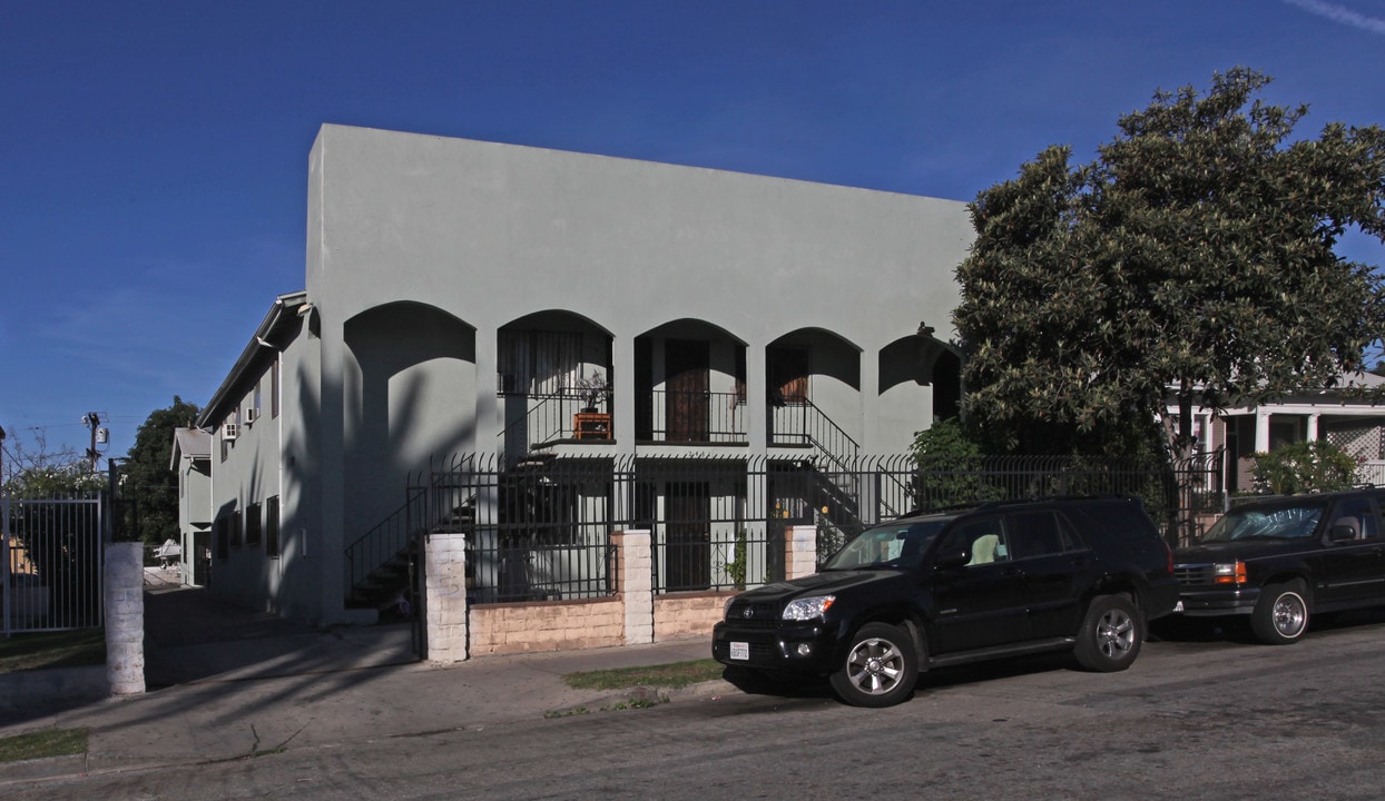 2431 Hancock St in Los Angeles, CA - Foto de edificio