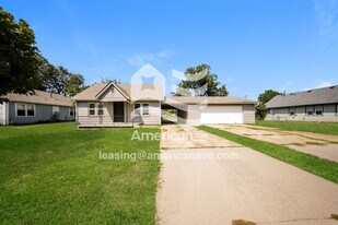 225 E Himes St in Norman, OK - Building Photo