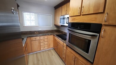 469 Ena Rd in Honolulu, HI - Building Photo - Building Photo