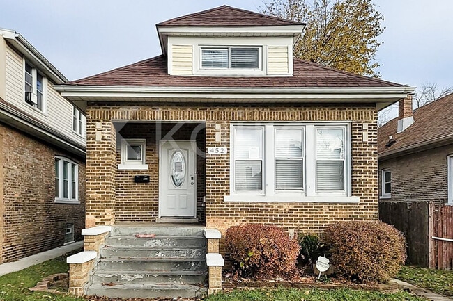 property at 452 E 88th Pl