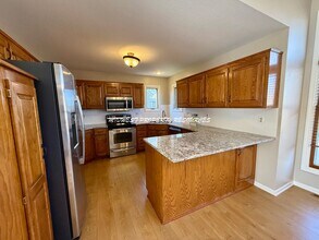 3514 SW Windsong Dr in Lee's Summit, MO - Building Photo - Building Photo