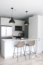 2155 N Elston Ave in Chicago, IL - Building Photo - Building Photo
