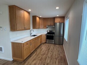 137 Briarcliff Dr-Unit -137 A Briarcliff Dr in Eugene, OR - Building Photo - Building Photo