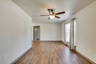 2408 NW 40th St in Oklahoma City, OK - Building Photo - Building Photo