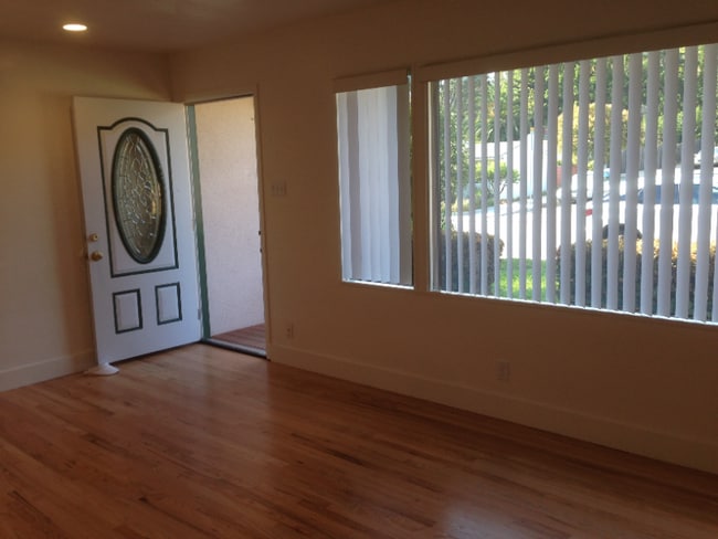 298 Ramona Dr in San Luis Obispo, CA - Building Photo - Building Photo