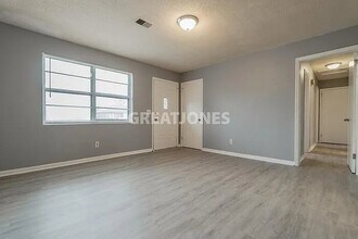 428 W Lakeside Ave in Columbia, SC - Building Photo - Building Photo