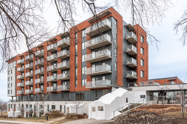 2161 Chapdelaine Av in Québec, QC - Building Photo - Building Photo