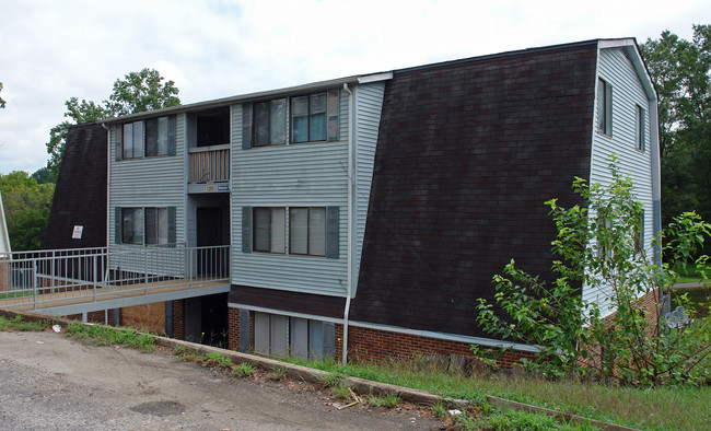 1205 Sawyer Rd in Raleigh, NC - Building Photo - Building Photo