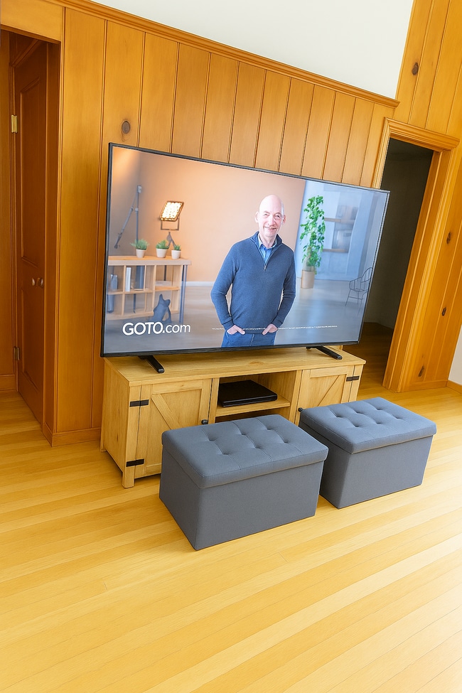 property at 1065 Mountain View St