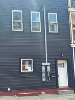 1539 Lowrie St in Pittsburgh, PA - Building Photo