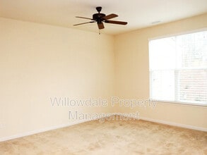 122 Ransomwood Dr in Apex, NC - Building Photo - Building Photo