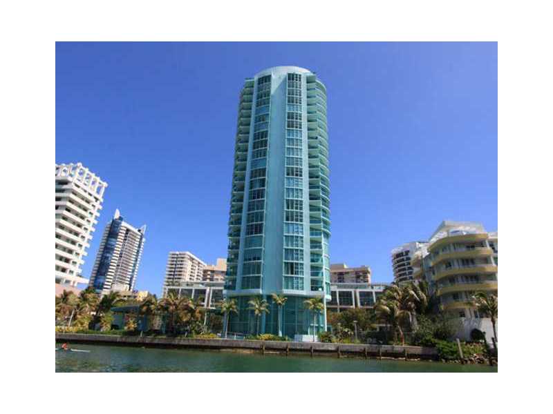 6000 Indian Creek Dr in Miami Beach, FL - Building Photo