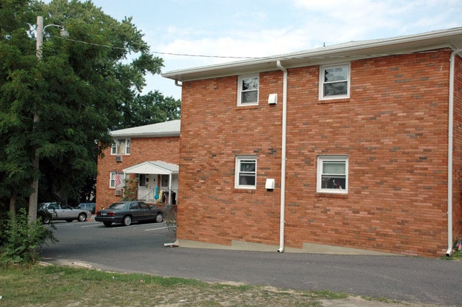 205 Wall St in West Long Branch, NJ - Building Photo - Building Photo