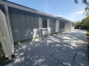 9285 Green Meadows Way in Palm Beach Gardens, FL - Building Photo - Building Photo
