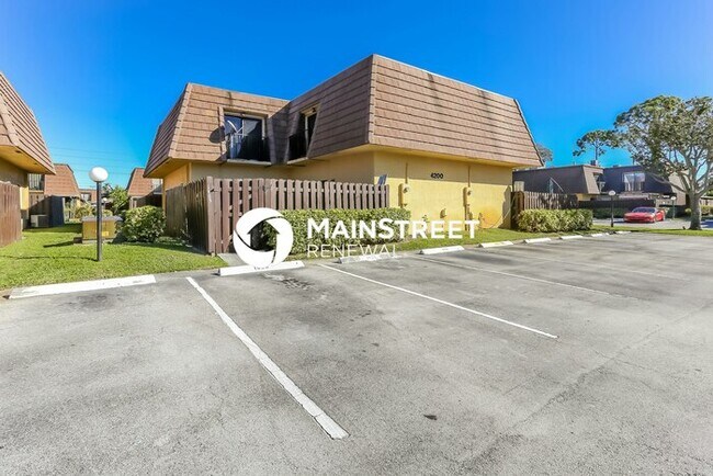 property at 4200 Turnberry Cir