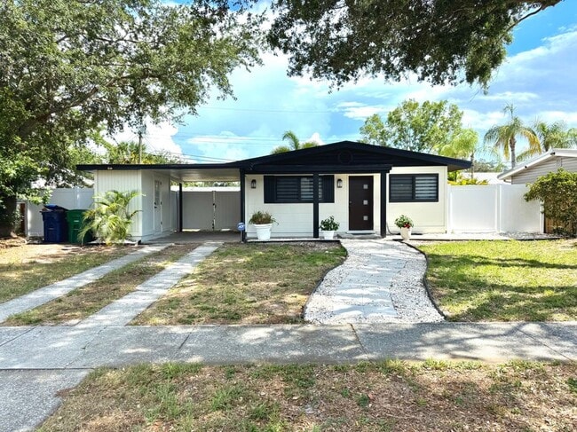 property at 4406 W Oklahoma Ave