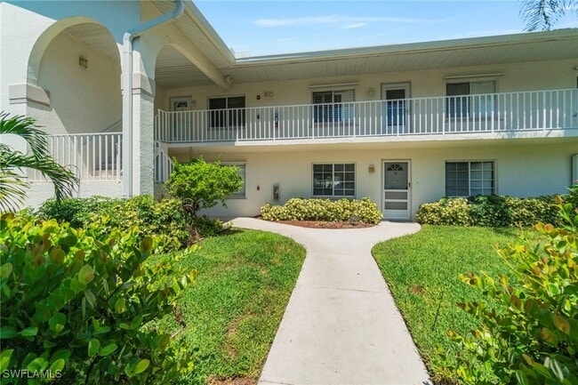 452 Belina Dr in Naples, FL - Building Photo - Building Photo