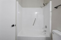 1067 Pleasant Oak Dr photo'