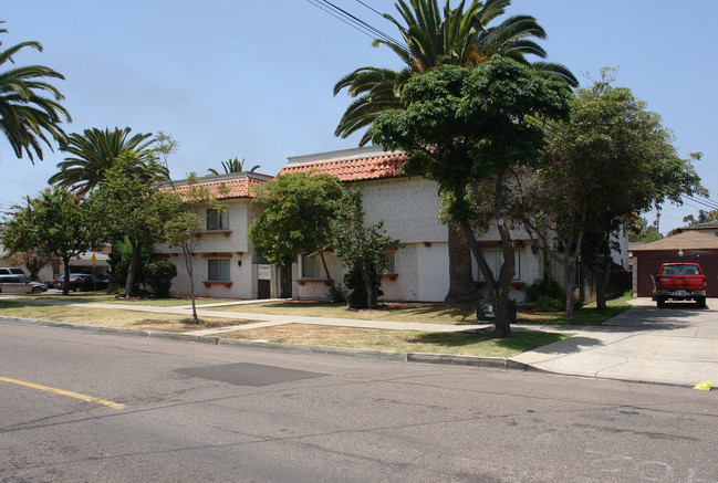 463-469 D St in Chula Vista, CA - Building Photo - Building Photo