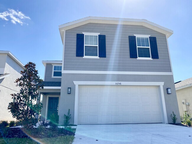 property at 5256 Royal Point Ave