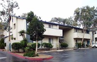 Harbor View Villas in San Diego, CA - Building Photo - Building Photo