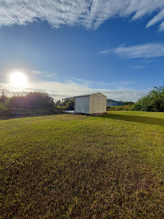 8016 Olive Cir in La Belle, FL - Building Photo - Building Photo