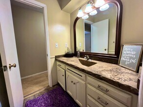 1112 SW 67th St in Oklahoma City, OK - Building Photo - Building Photo