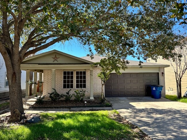 property at 417 Hinge Falls