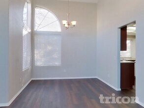 44238 Gillan Ave in Lancaster, CA - Building Photo - Building Photo