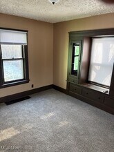 1587 Homewood Ave SE in Warren, OH - Building Photo - Building Photo