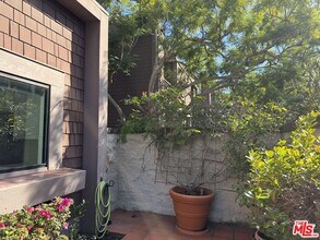 4549 Alla Rd in Marina Del Rey, CA - Building Photo - Building Photo