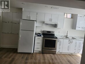 40 Sleeth St. in Brantford, ON - Building Photo - Building Photo