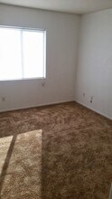 5259 Paradise Valley Ave in Las Vegas, NV - Building Photo - Building Photo