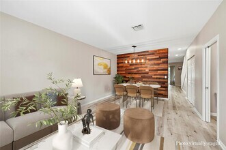 2827 SW 83rd Terrace in Miramar, FL - Building Photo - Building Photo