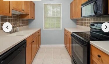 1558 Swallow Dr in Brentwood, MO - Building Photo - Building Photo