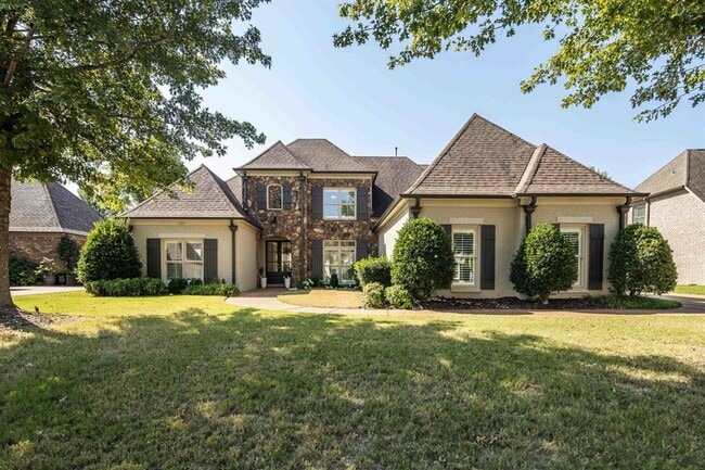 property at 1721 Shoal Creek Ln