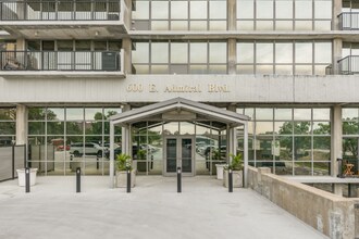 600 Admiral Blvd, Unit Unit 601 in Kansas City, MO - Building Photo - Building Photo