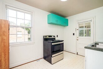 2216-2218 Castleman Dr in Nashville, TN - Building Photo - Building Photo