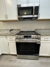 16870 W Hammon in Montgomery, TX - Building Photo - Building Photo