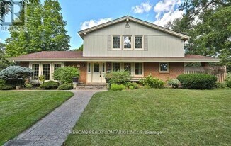 236 Ash Tree Way in Oakville, ON - Building Photo