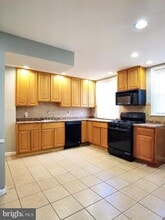 6041 Frontenac St in Philadelphia, PA - Building Photo - Building Photo